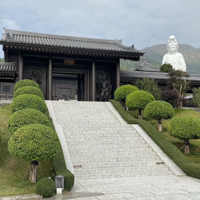 香港洗滌心靈的「慈山寺」