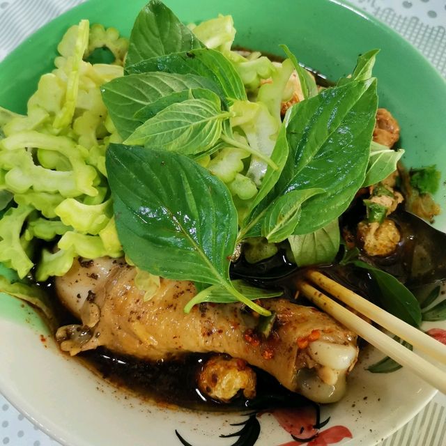 เจ้หมวยไก่มะระ เมืองทอง
