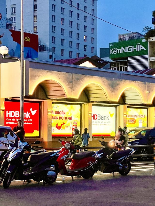 Explore The Oldest Market In HCMC at Night🇻🇳