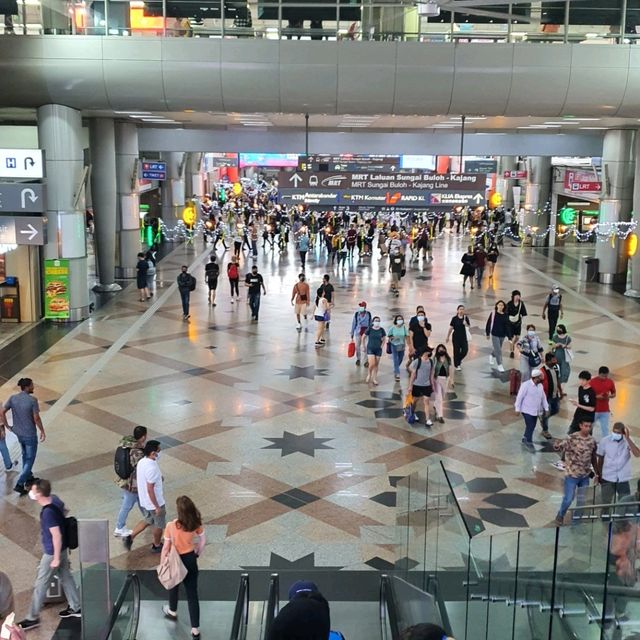 Kuala Lumpur: Vibrant Culture Meets Sky-High Advent
