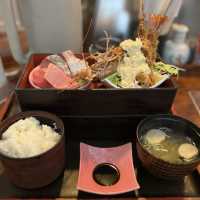 【大阪・難波】連日行列の人気ランチ「ダイニングステージ 佐海屋」