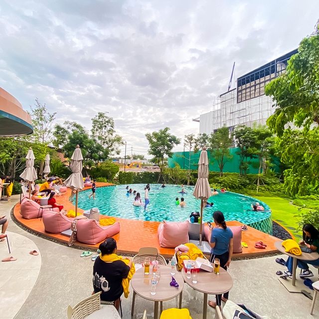 Pineapple Cocktail Club by Teens of Thailand