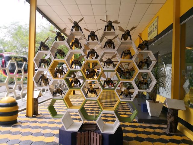 Bee Gallery Malcca ✨