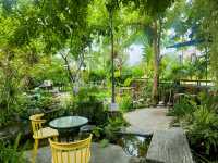คาเฟ่ของคนชอบกาแฟและเบอร์เกอร์ 