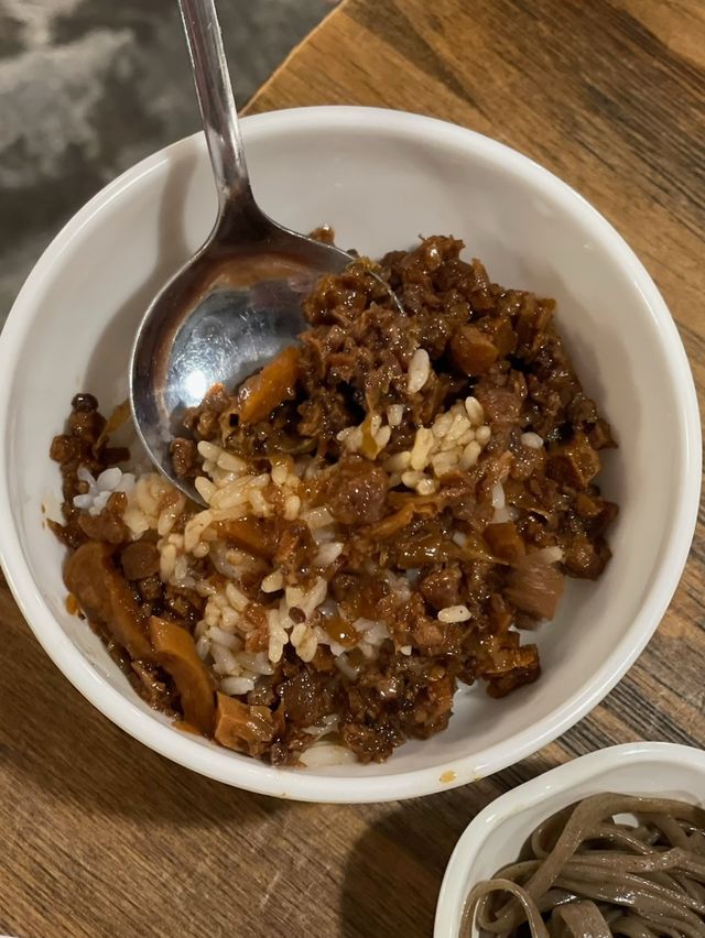 🧸🌞｜食素食自助餐都可以好開心🤤