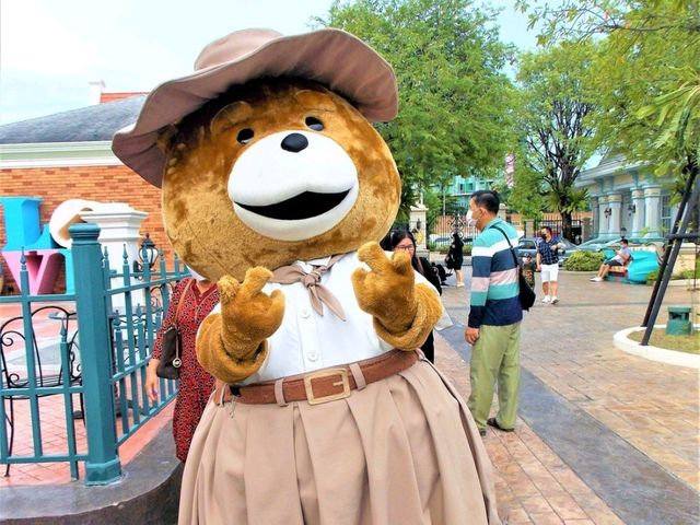ร้านอาหารกึ่งธีมปาร์คสุดแฟนตาซี