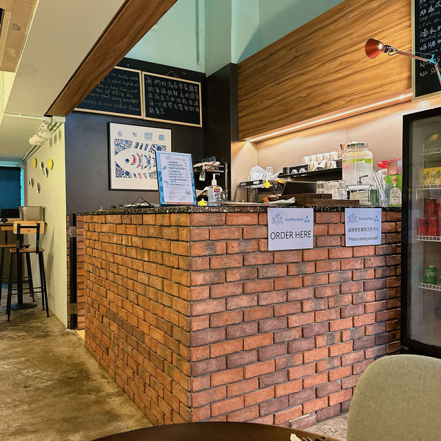 店家標榜無味精|簡單海鮮熬製仲要好濃郁湯底