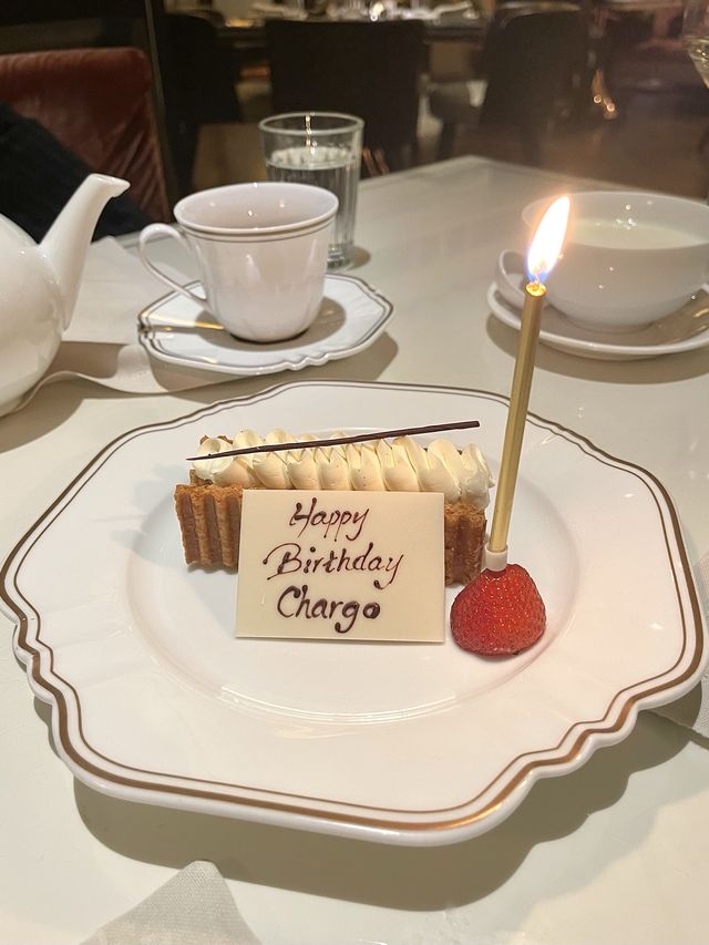 香港瑰麗酒店高級港式餐廳-Holt’s Cafe