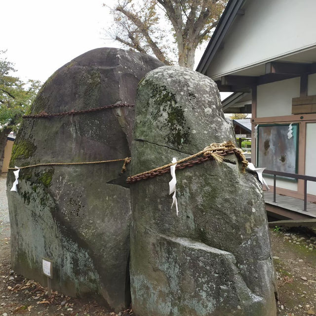 3big rocks with demon hands