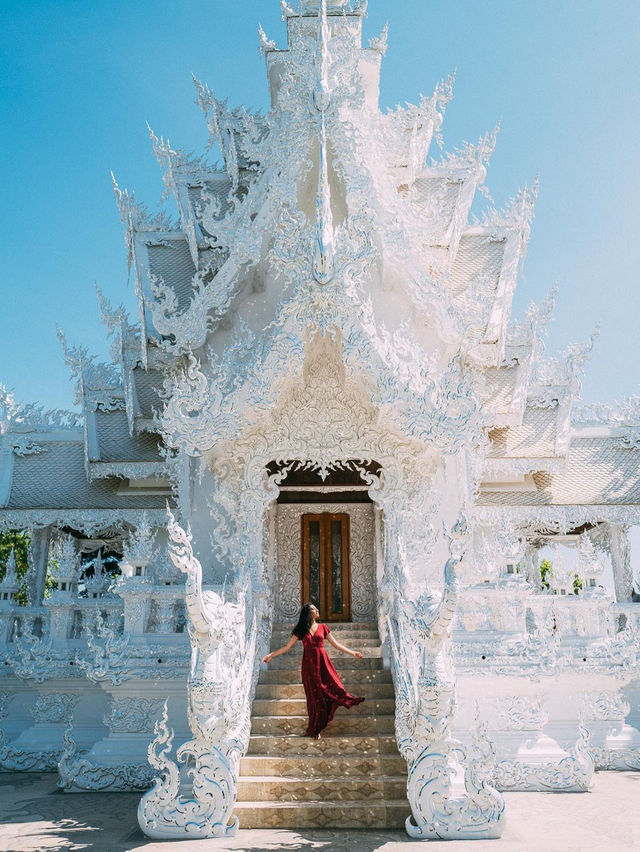 Wat Rong Khun - White Temple