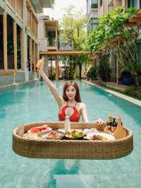 泰國Cp值超高的villa 漂浮早餐按摩池一應俱全