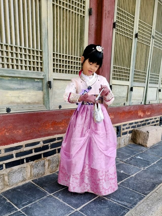 🇰🇷 Wearing Hanbok in Korea