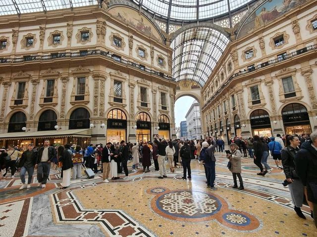 義大利🇮🇹｜歐洲第二大、世界第三大米蘭大教堂