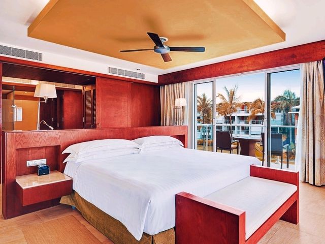 🏖️ Stay at Barcelo Bavaro Palace