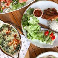 FARM TO CAFE | คาเฟ่สุดชิลล์วิวภูเขา