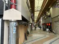 大分・別府。やよい商店街に飾られている『やよい天狗みこし』 