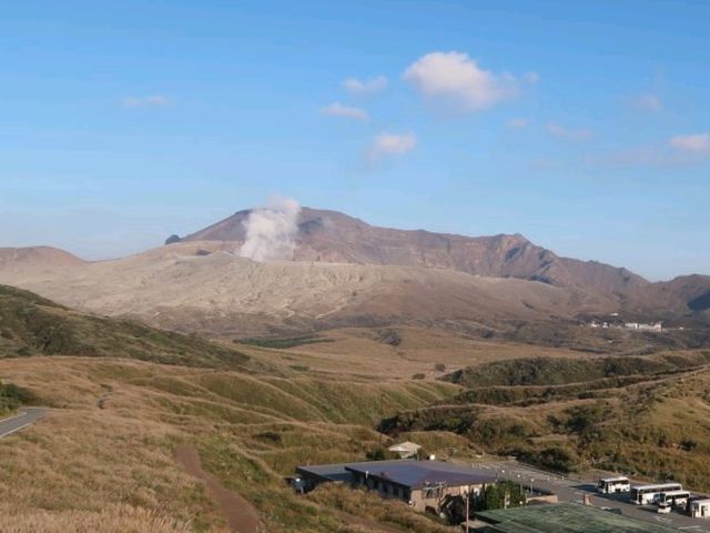 🌏環遊世界🌐慶幸一睹靜態・阿蘇中岳火山口
