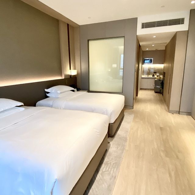 深圳南山希爾頓逸林酒店及公寓