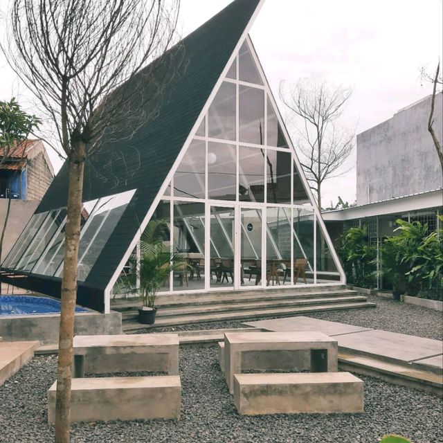 THERE ARE OUTDOOR AREAS AROUND IT FRONT, SIDE, AND BACK
