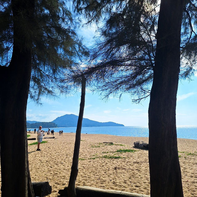 จุดชมเครื่องบินสุดฮิต “หาดไม้ขาว”✈️