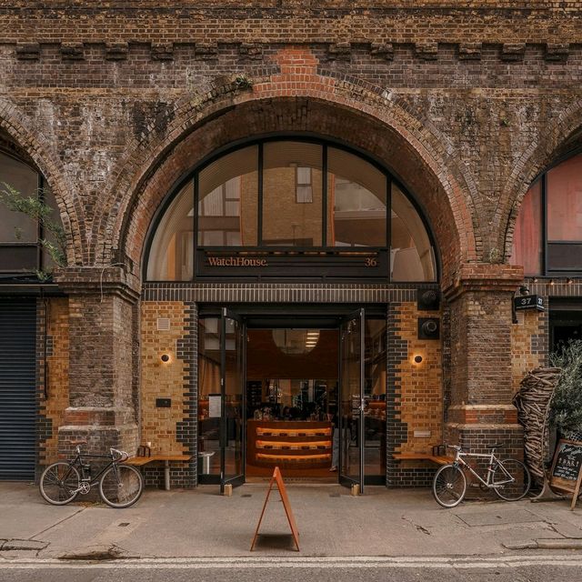 WatchHouse Roastery & Cafe