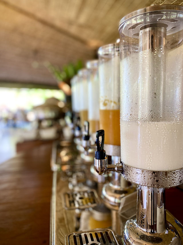 อาหารเช้ารวมแชมเปญไม่อั้น🍾 Amazing เกาะกูด🏝️