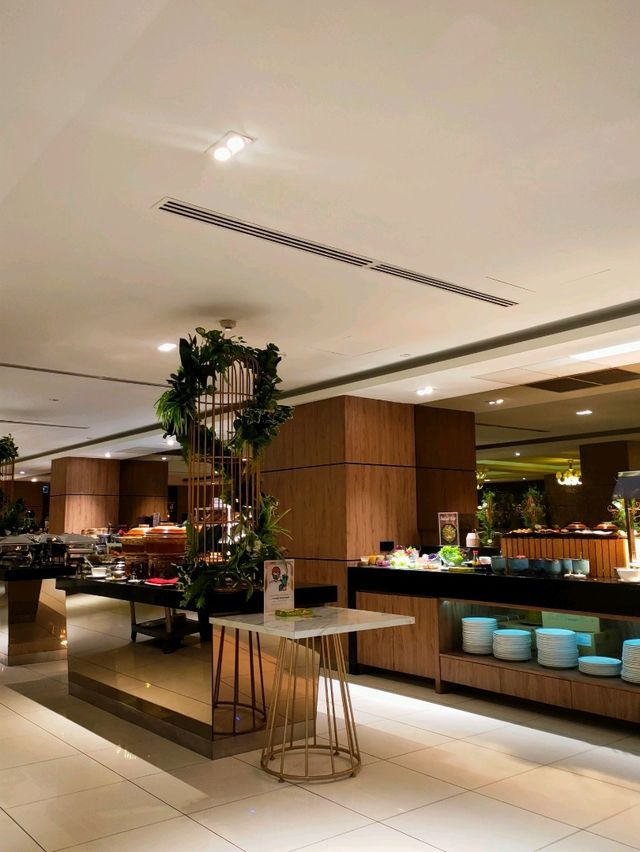 Buffet in Iconic Hotel, Penang 