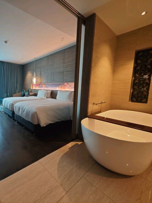 Peranakan Themed Room: Review of Premier Seaview Room