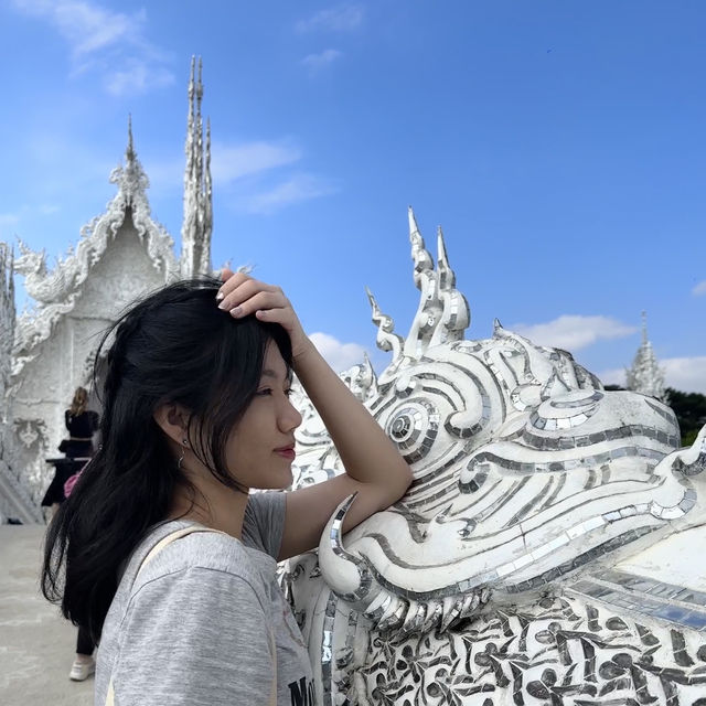You’ll only find these uniquely colored temples in Chiang Rai