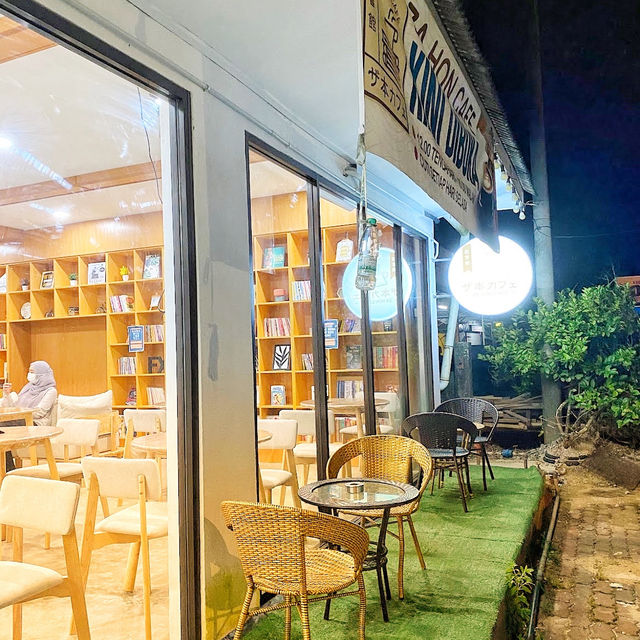 🇲🇾 Zahon Café: Discover the Perfect Blend of Taste and Tranquility!