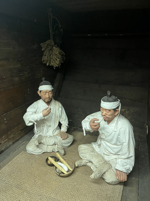 여수 이신순광장 역시를 체험할 수 있는 공간