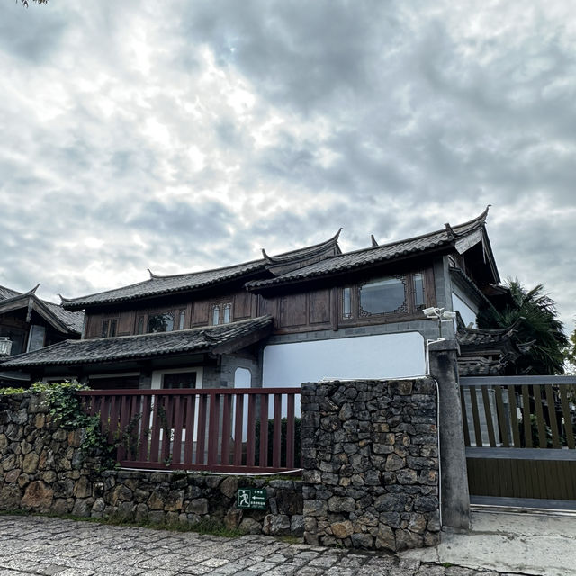 Lijiang Old Town - Bring to Dynasty 