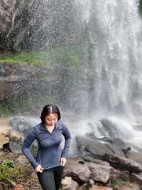 น้ำตกผาหลวง อ.ศรีเมืองใหม่ จ.อุบลราชธานี