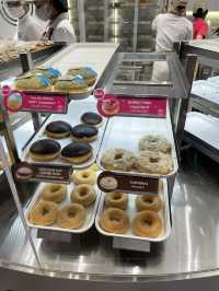 "曼谷味蕾探險：Krispy Kreme 冬甩店冬季美味篇🍩💖"