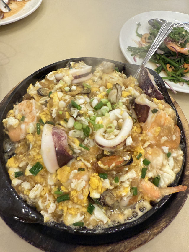 รีวิวร้านอร่อย ดีพร้อม บางแสน