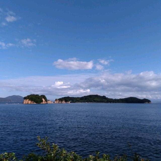 【香川】潮が織りなす幻想の道「小豆島エンジェルロード」
