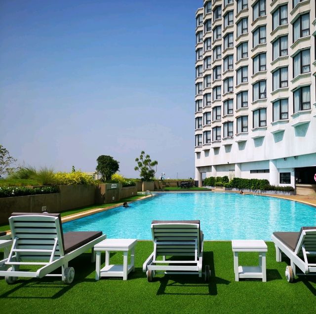 Montien Riverside Hotel Bangkok