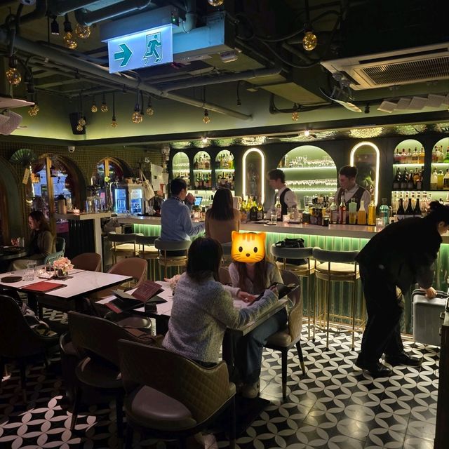 Library Restaurant and Bar📍Tsim Sha Tsui