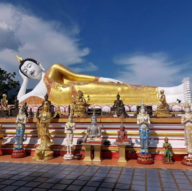 วัดพระธาตุดอยคำ