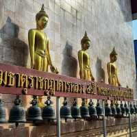 สักการะพระศรีสัพพัญญูสัมมาสัมพุทธเจ้า