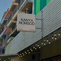 Kanya Nomsod: A Cozy Street-Side Cafe in Hatyai