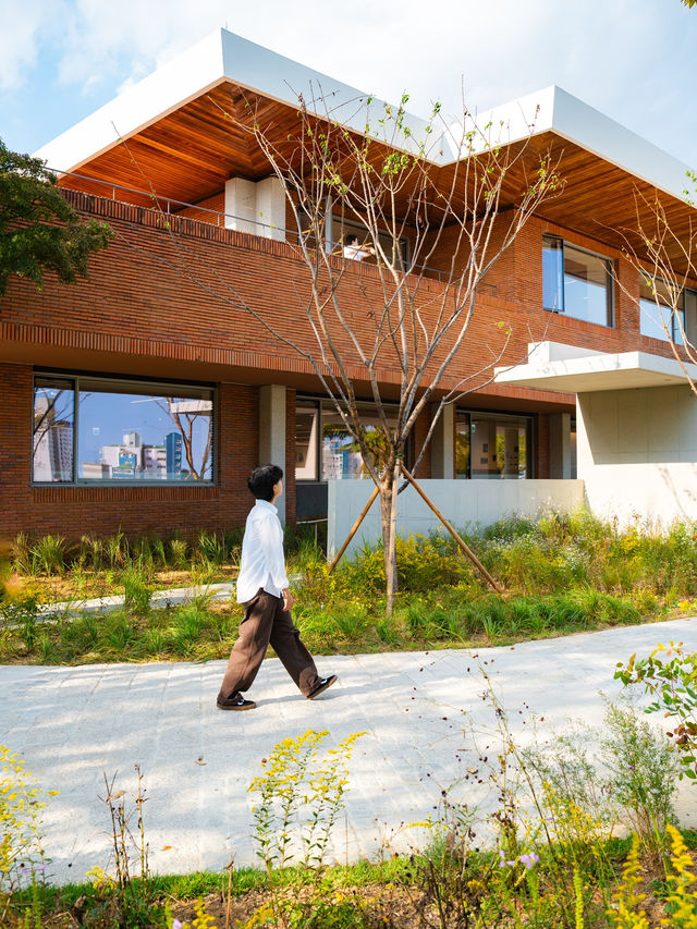 부산의 새로운 모모스커피 도모헌점🏡☕️