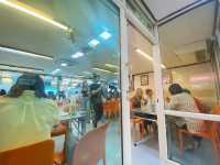 ร้านกุ้งเพื่อนแพรว - กุ้งเผารสเด็ดอยุธยา