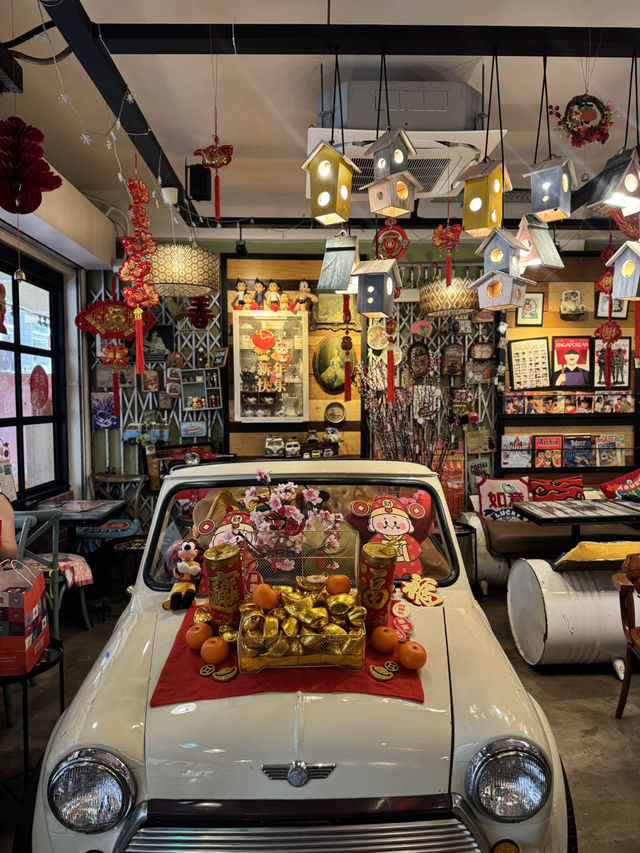 RETRO CHINESE VIBE CAFE IN SINGAPORE 