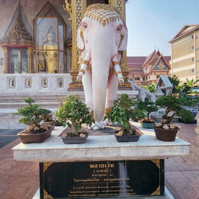 พระบรมธาตุเจดีย์ศรีธรรมรัตน์