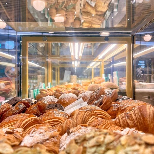 Tiong Bahru Bakery Waterway Point