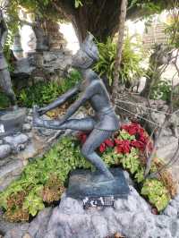 Visit Wat Pho in Bangkok