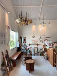 ร้านดอกไม้และคาเฟ่ย่านเมืองชลบุรี