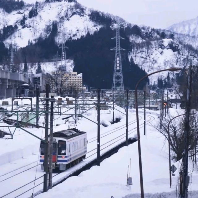 【越後湯澤雪國列車與私湯時光】