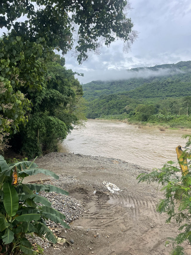 Kebun River: The Perfect Excuse to Pull Over and have a break!